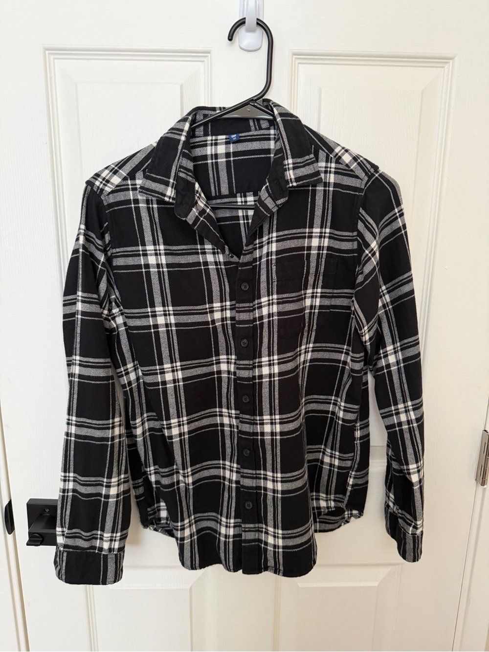 Uniqlo Black and White Plaid Shirt